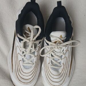 Nike Black and White Sneakers